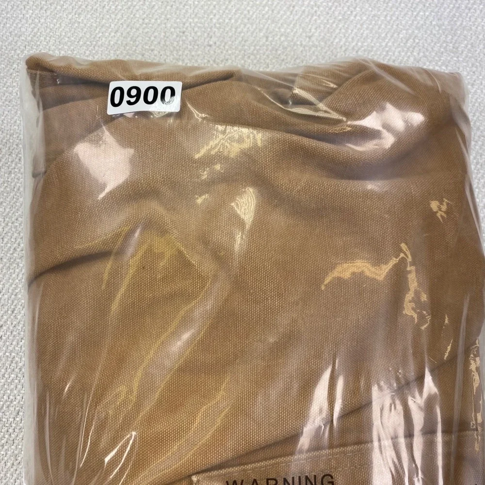 Carhartt •• few